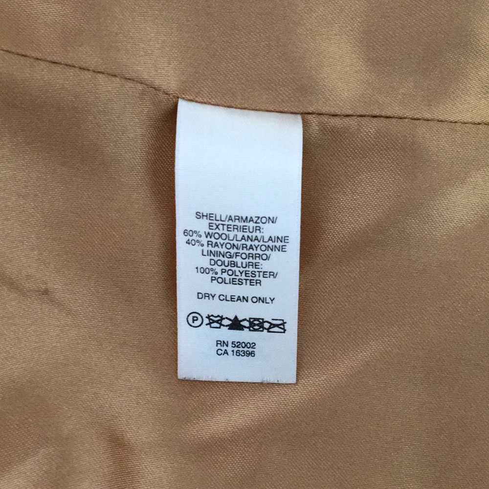 Coat - Picture 3 of 4